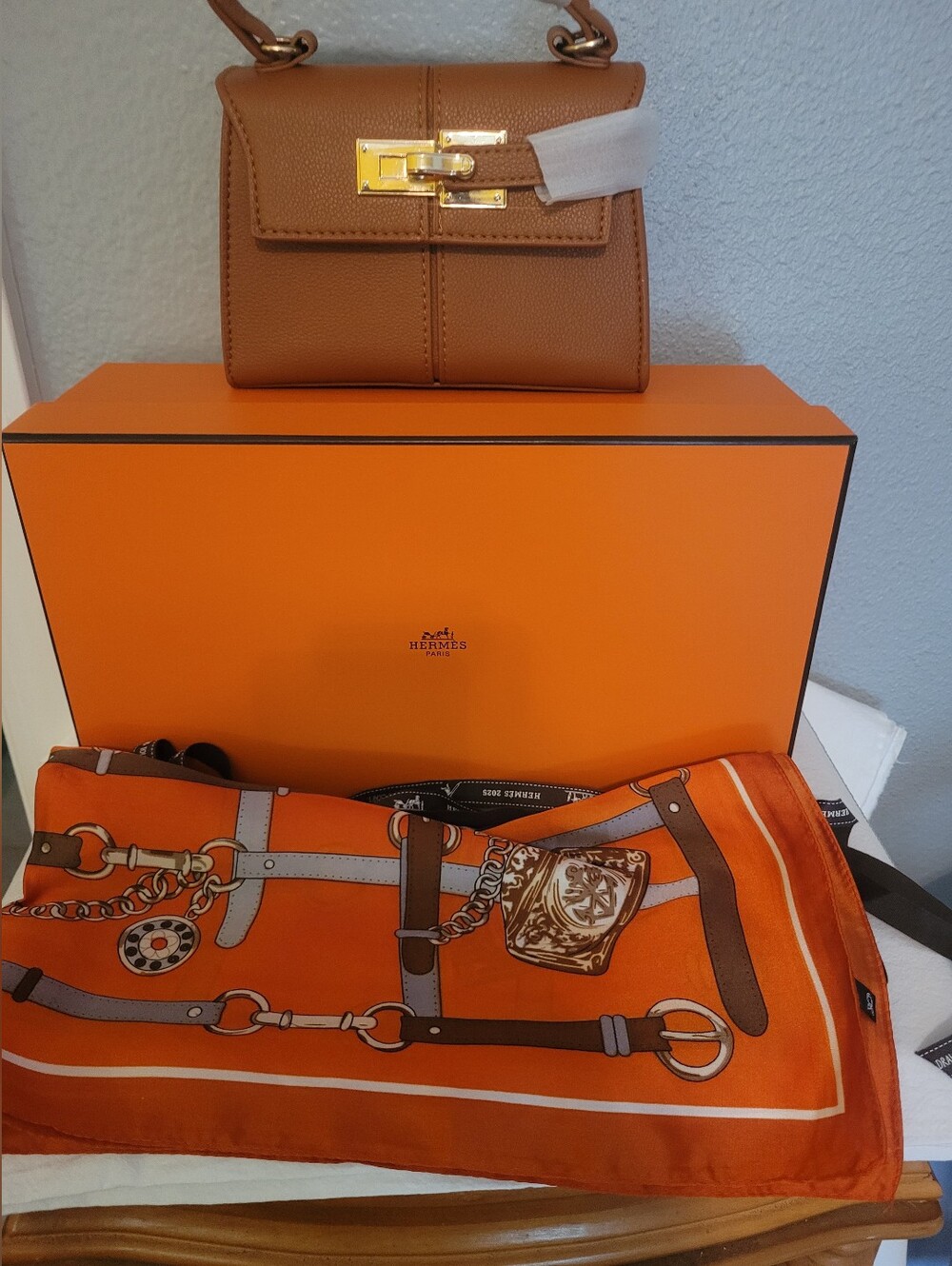 Designer Style Bag - Picture 8 of 13
